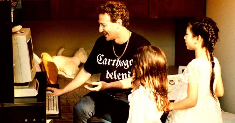 Mark Zuckerberg’s Wife Has Set Strict Limits on Their 11-Year-Old Daughter’s AI Use